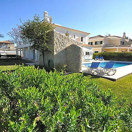 Walking Distance To Amenities, Private Pool, Free Air Conditioning And Wifi Villa *