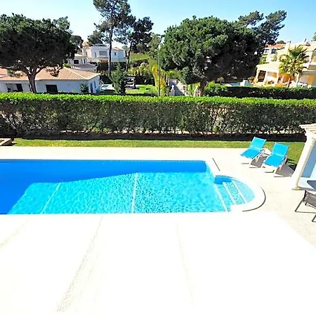 Walking Distance To Amenities, Private Pool, Free Air Conditioning And Wifi Villa *