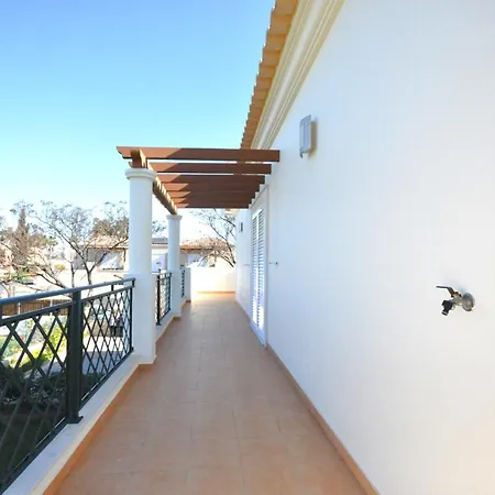 Walking Distance To Amenities, Private Pool, Free Air Conditioning And Wifi Quarteira